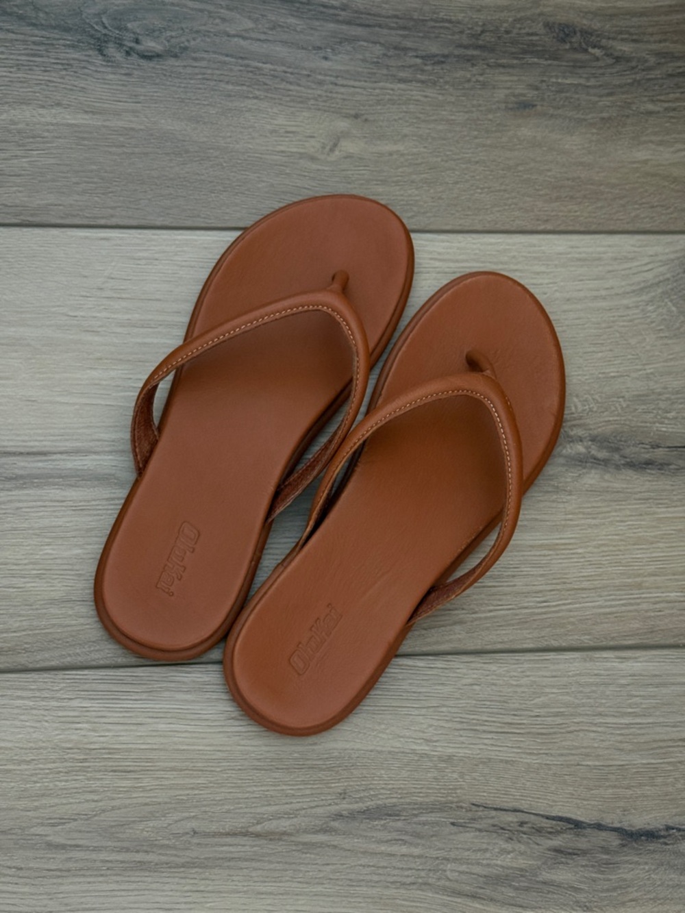 Olukai Leather Tan Flip Flop Sandals - Picture 2 of 3